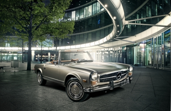Photograph Lukasz Pecak Mercedes Pagoda Sl 280 on One Eyeland